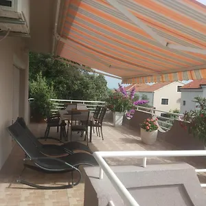 https://apartments-adrian.hotelinzadar.com